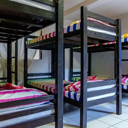 Ayo Homtel Hostel Lapu-Lapu City Exterior photo